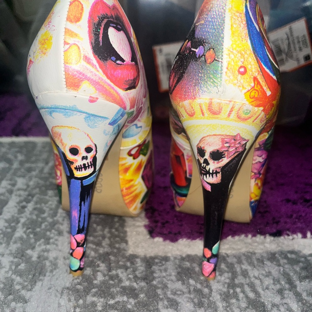 ❤️SOLD❤️ Iron Fist x Latisha Wood Sweets Heels - Picture 3 of 6